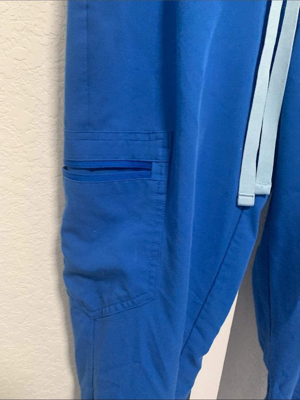 Figs Zamora Blue Jogger Scrub Pants with Drawstring - Picture 3 of 12
